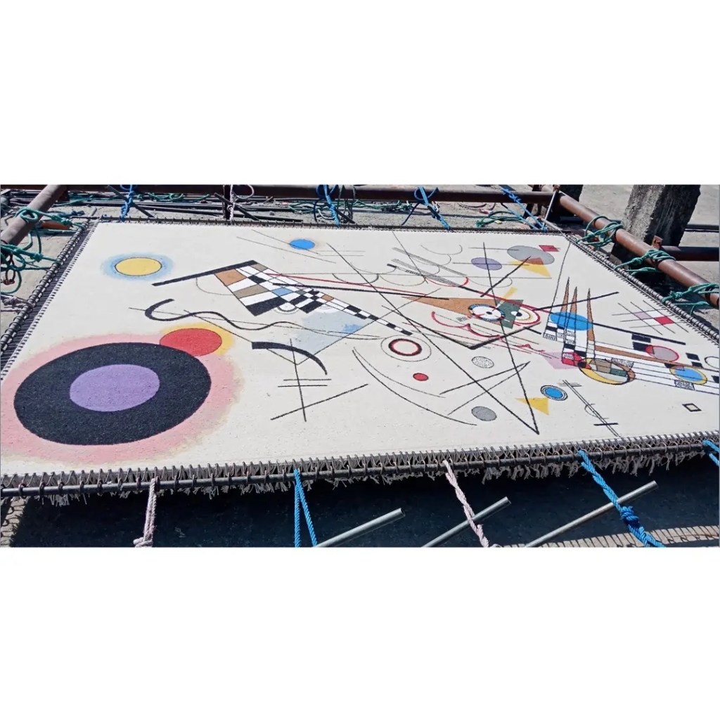 Rug Your Life handmade rug process 20 - Stretching the rug