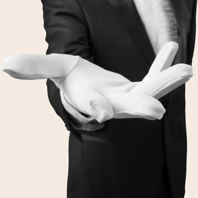 Vit-handske leverans