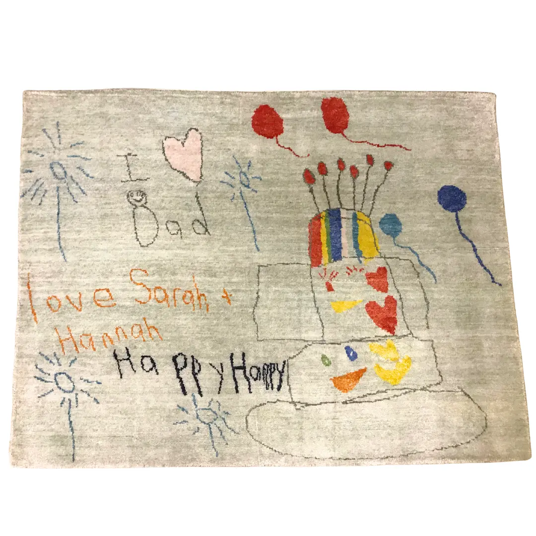 Alfombra gris verdosa hecha a mano a partir de una preciosa obra de arte infantil