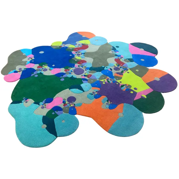 Jonathan Zawada rug "Oops!" with fascinating irregular shape