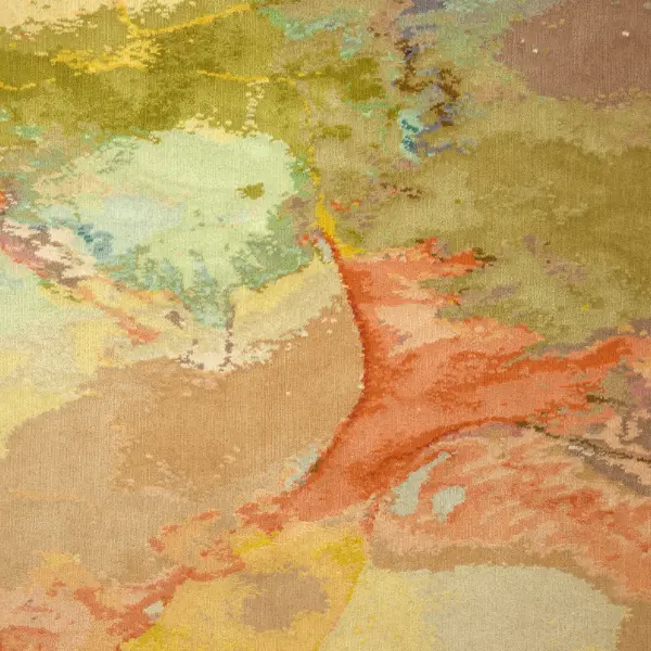 Incroyable tapis sur mesure, fait à la main avec d'innombrables nuances de couleurs et un design abstrait inspiré d'une magnifique aquarelle de l'artiste norvégienne Natasja Askelund.