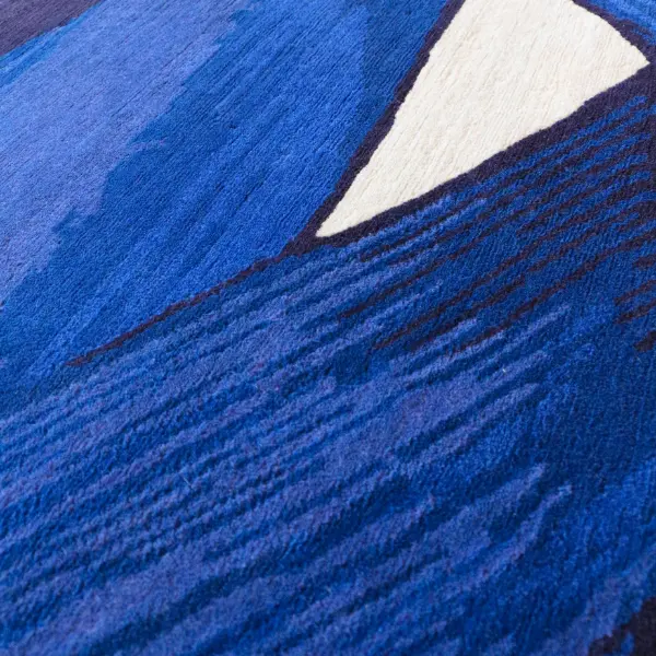 Vibrant custom rug based on impressive blue artwork 9